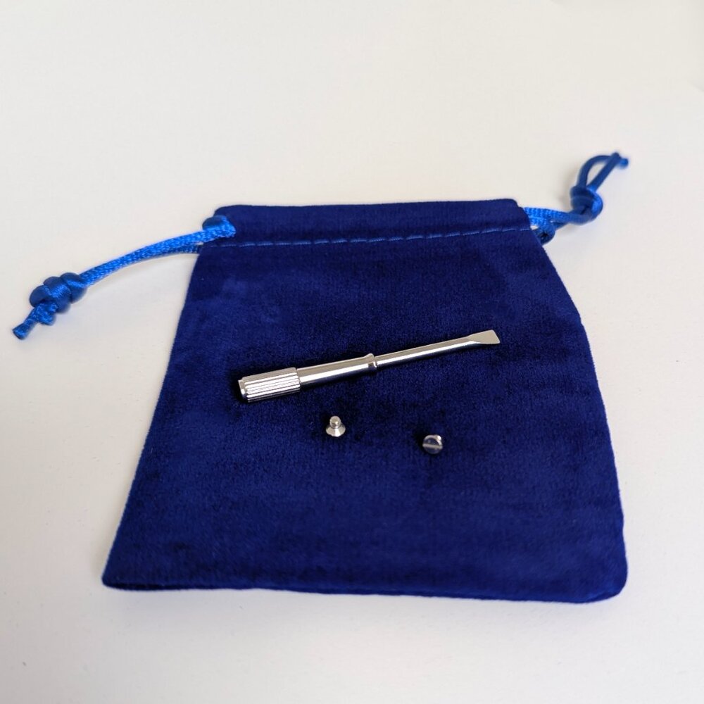 The Love Bracelet Replacement Screw + Screwdriver + Gift Bag Revson Gift… - Picture 13 of 14